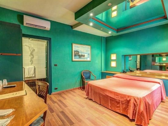 Фото Motel Charlie