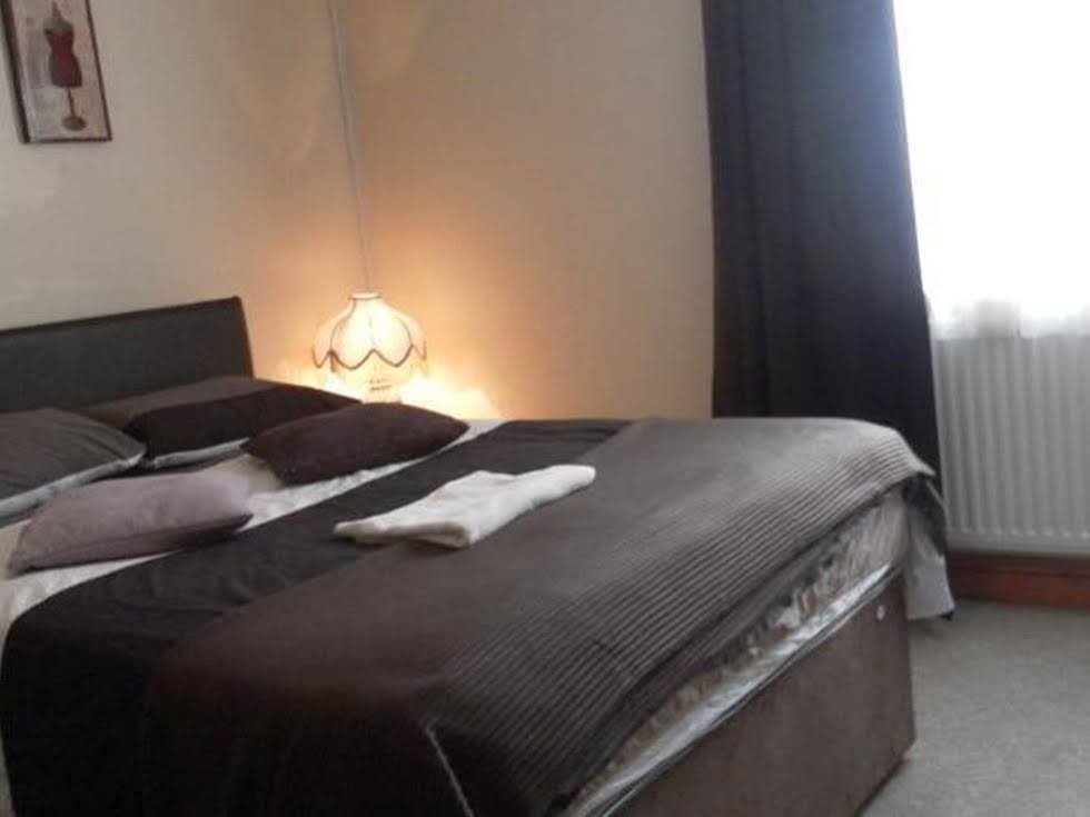 Фото The Old Palace Guest House