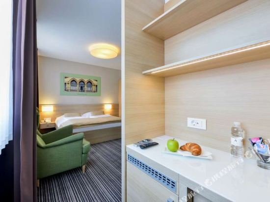 Фото Ahotel Hotel Ljubljana