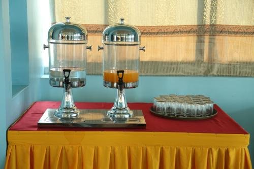 Фото Hotel Shwe Pyi Tan