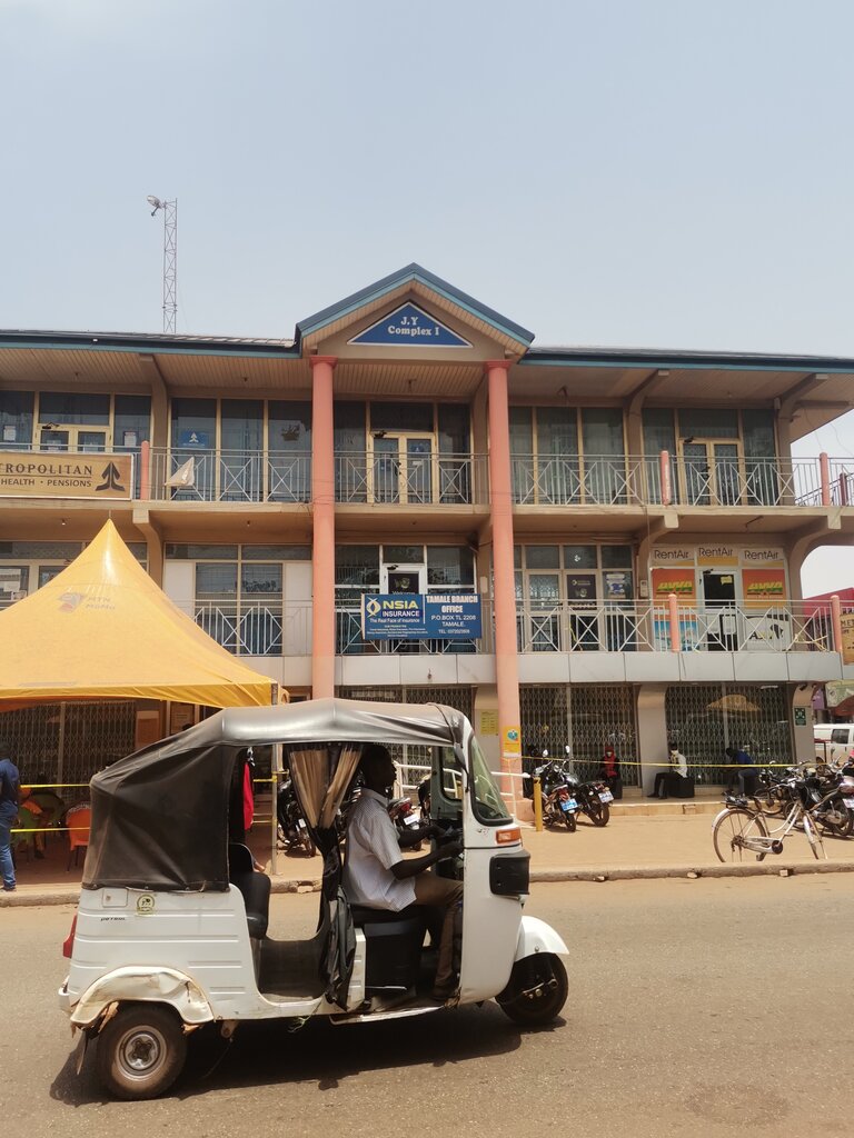 Shopping mall J. Y complex I, Tamale, photo