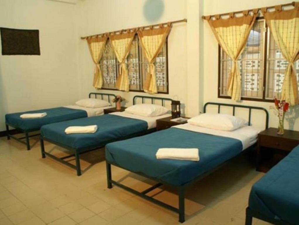 Фото Trekker Camp Chiang Mai Hostel