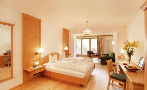 Внешний вид отеля Mareo Dolomites Hotel в Марео - Эннеберге - Мареббе, фото 4