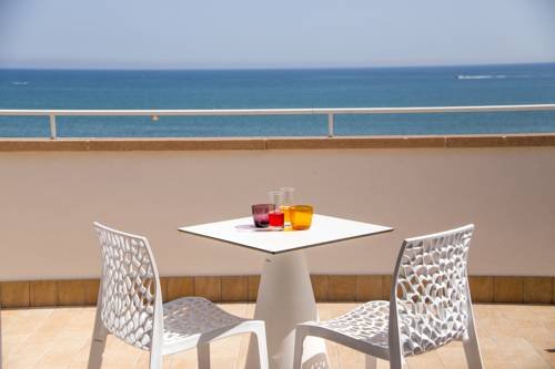 Фото Hotel Touring Misano Adriatico