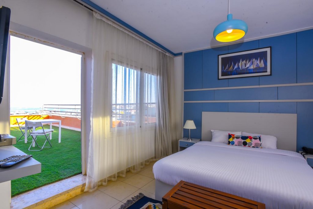 Фото Hurghada Marina Apartments & Studios