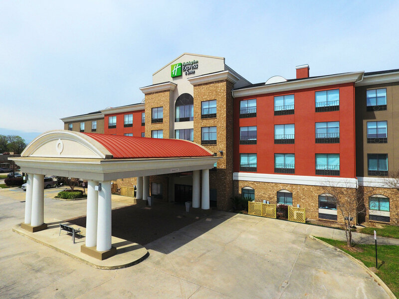 Гостиница Holiday Inn Express Hotel & Suites, a Baton Rouge-Port Allen, an Ihg Hotel