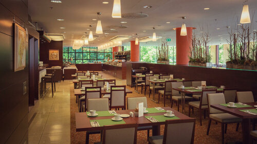 Гостиница Crowne Plaza Bratislava