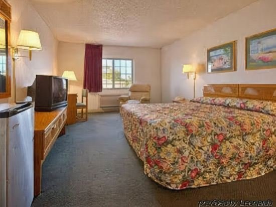 Фото Super 8 by Wyndham Carthage