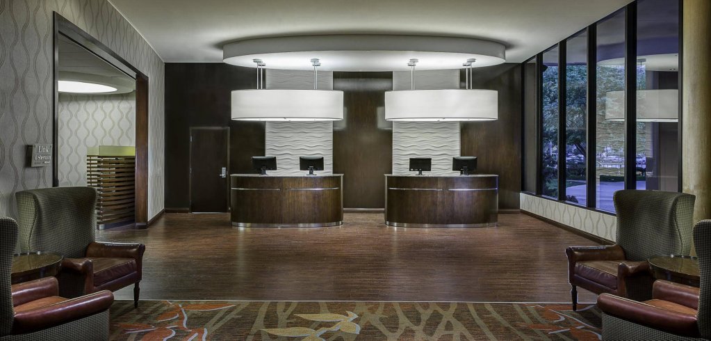 Фото Sheraton Oklahoma City Downtown Hotel
