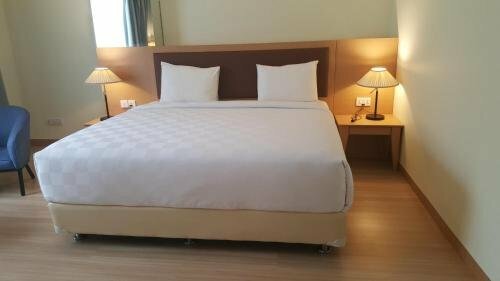 Гостиница Oyo 666 D' Grande Hotel Batam