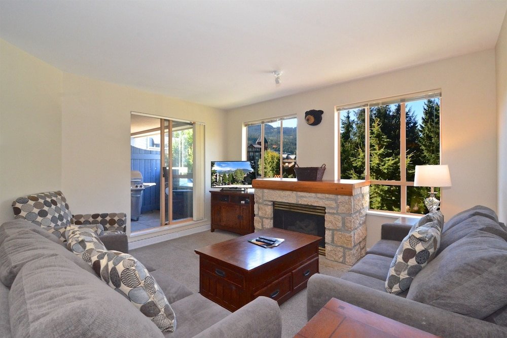 Фото Whistler Blackcomb Vr at Tyndall Stone