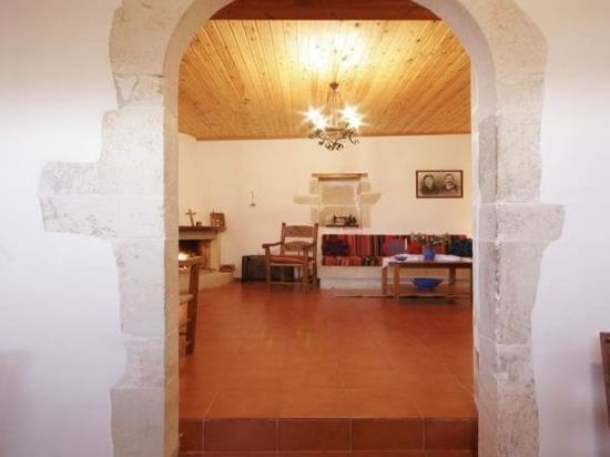 Фото Fenareti Village House