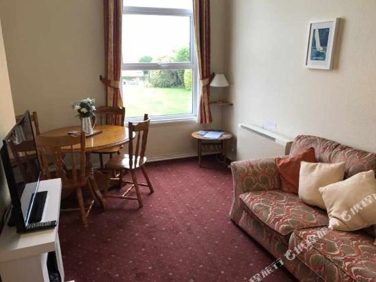 Фото Sunningdale Apartments