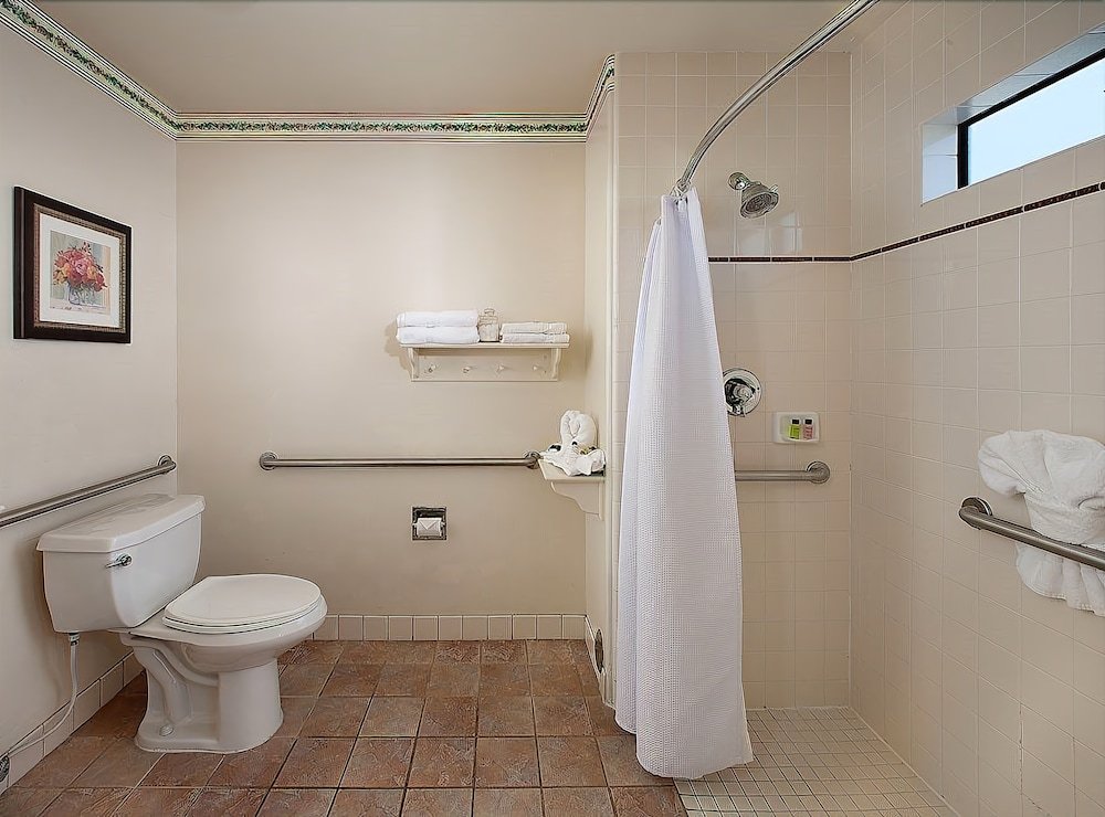 Фото Cottage Inn by The Sea