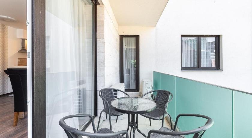 Фото Corvin Residence Apartments