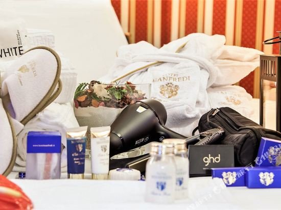 Фото Hotel Manfredi Suite in Rome