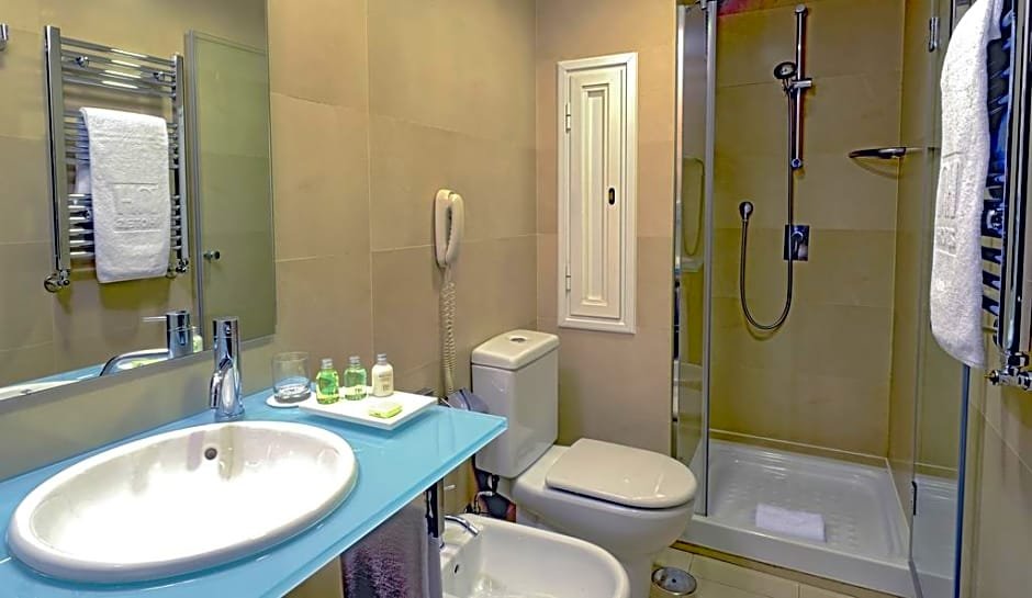 Фото Nh Madrid Balboa