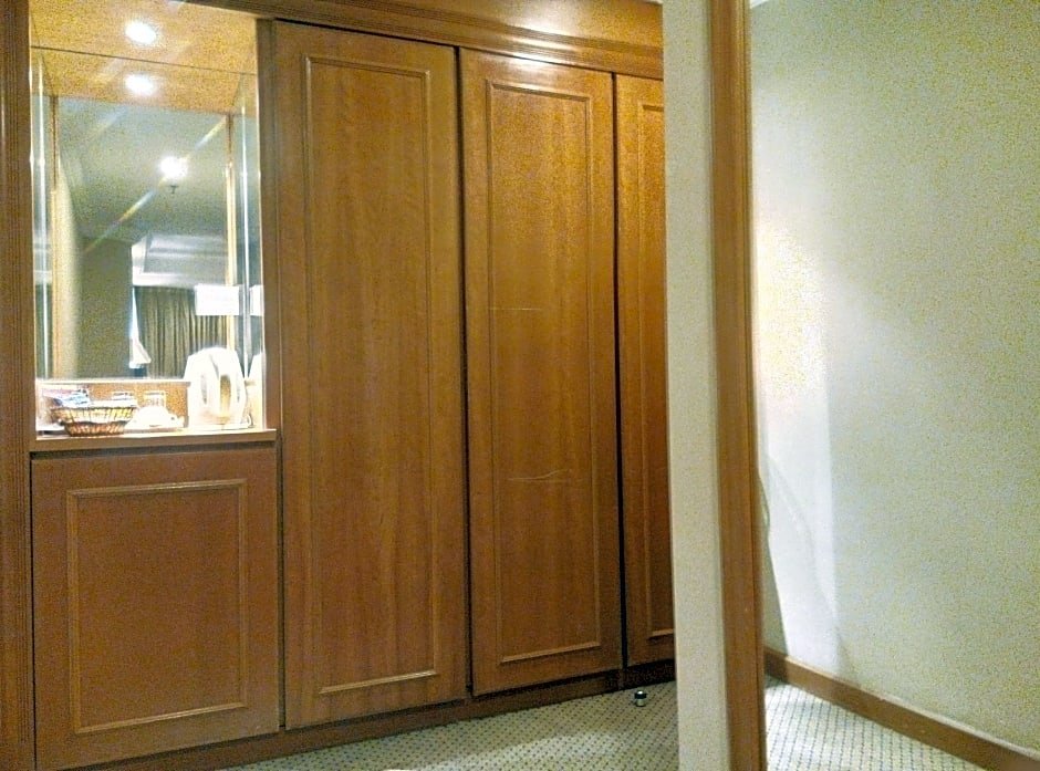 Фото Mandarin Court Hotel Kuala Lumpur