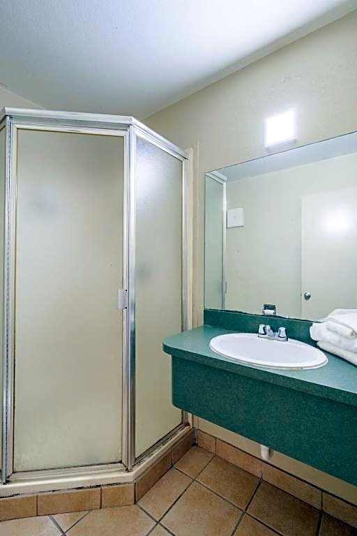 Фото Oyo Hotel Shreveport Airport North