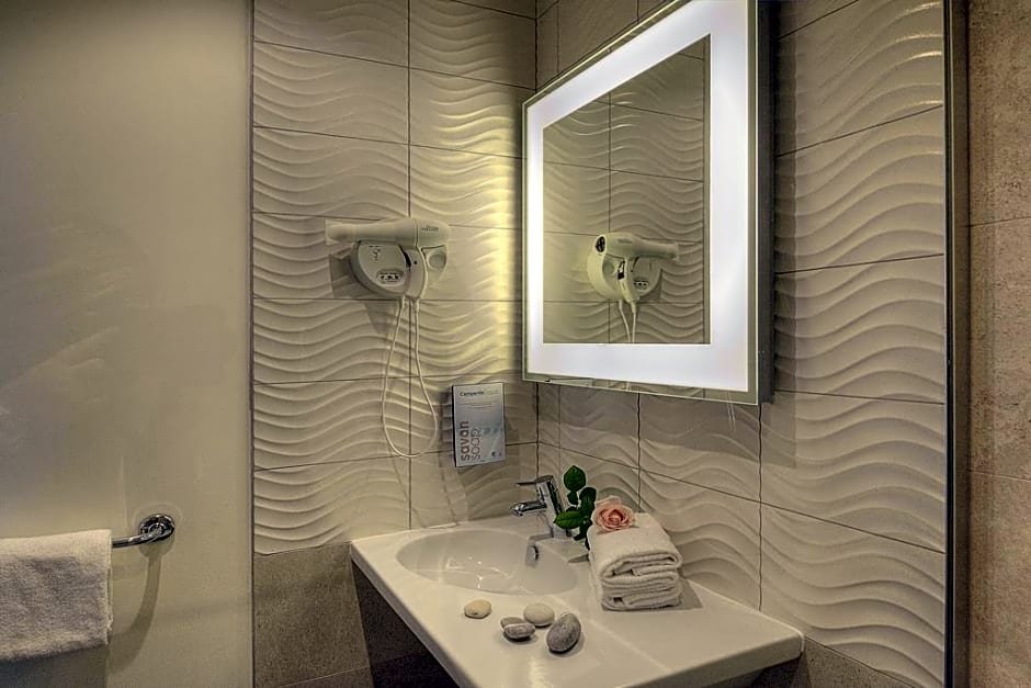 Фото Campanile Annecy Centre - Gare