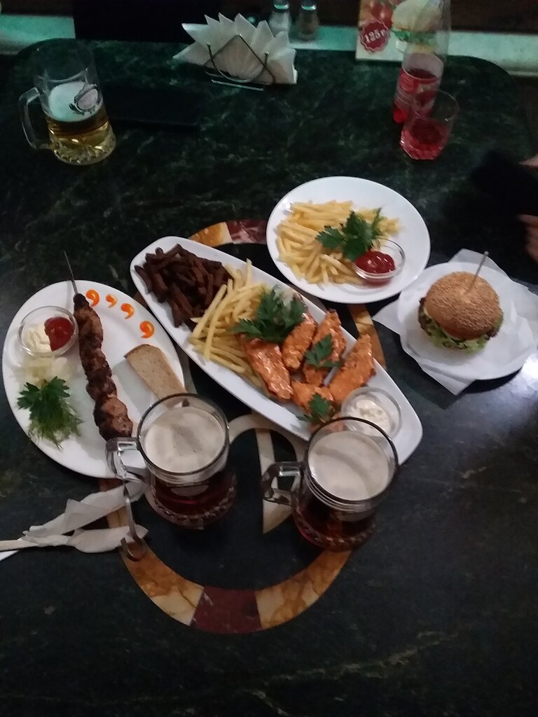 Рябинка, кафе, ул. Максима Горького, 2, Курган, Россия