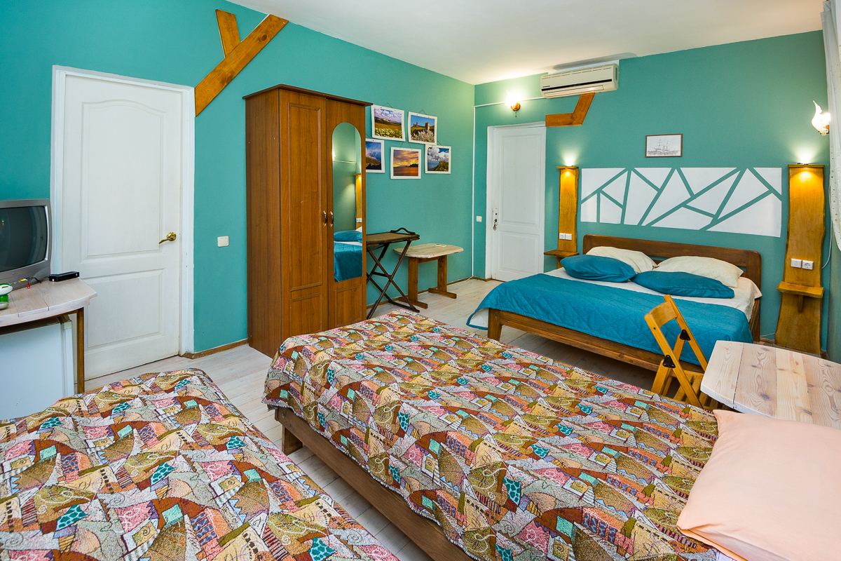 Фото отеля 2