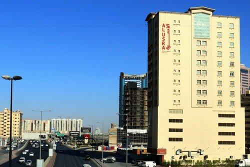 Апартаменты Al Usra Furnished Apartments в Шардже