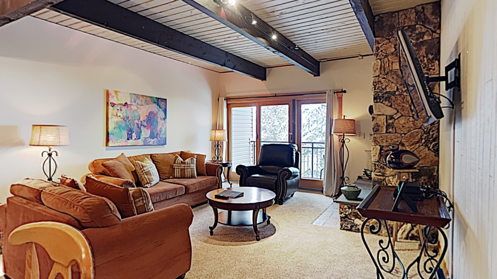 Фото The Timberline Condominiums