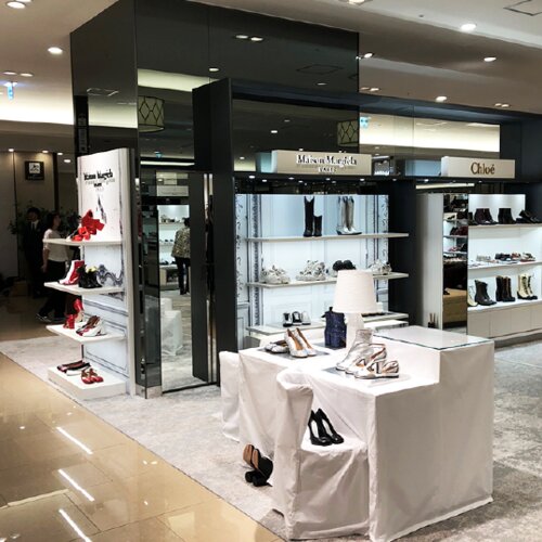 Maison Margiela Osaka Umeda Hankyu Accessories, clothing store 