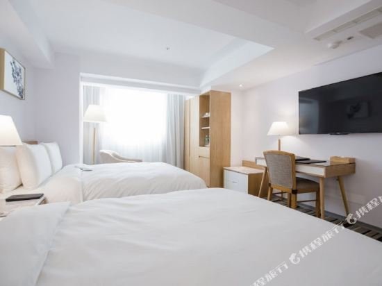 Фото The Carlton