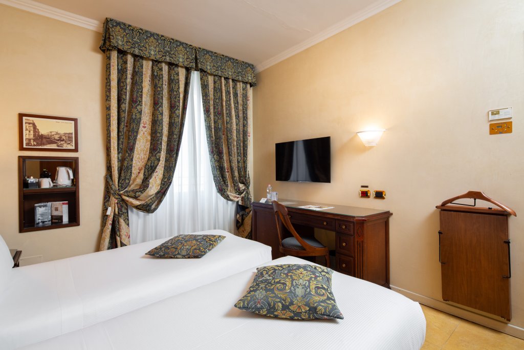 Фото Una Hotels Galles Milano