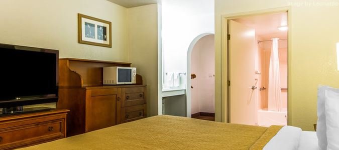 Фото Auburn House Hotel