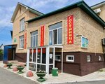 Наш двор (ulitsa Musy Dzhalilya, 57), hotel
