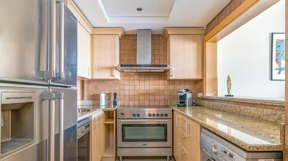 Short-term housing rental Dream Inn - Shoreline Al Sultana, Dubai, photo