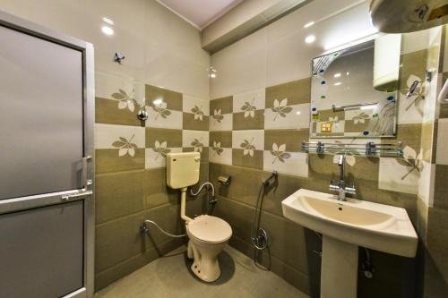 Фото The Residency Hotel