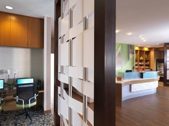 Фото SpringHill Suites by Marriott Charlotte Southwest