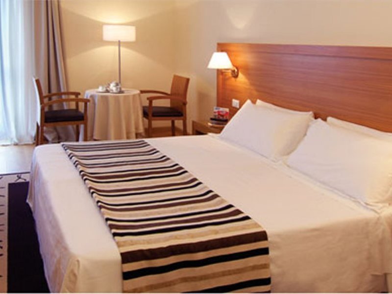 Фото Sardegna Hotel, Suites & Restaurant