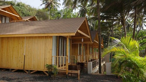 Гостиница Larive Beach Resort в Вагаторе