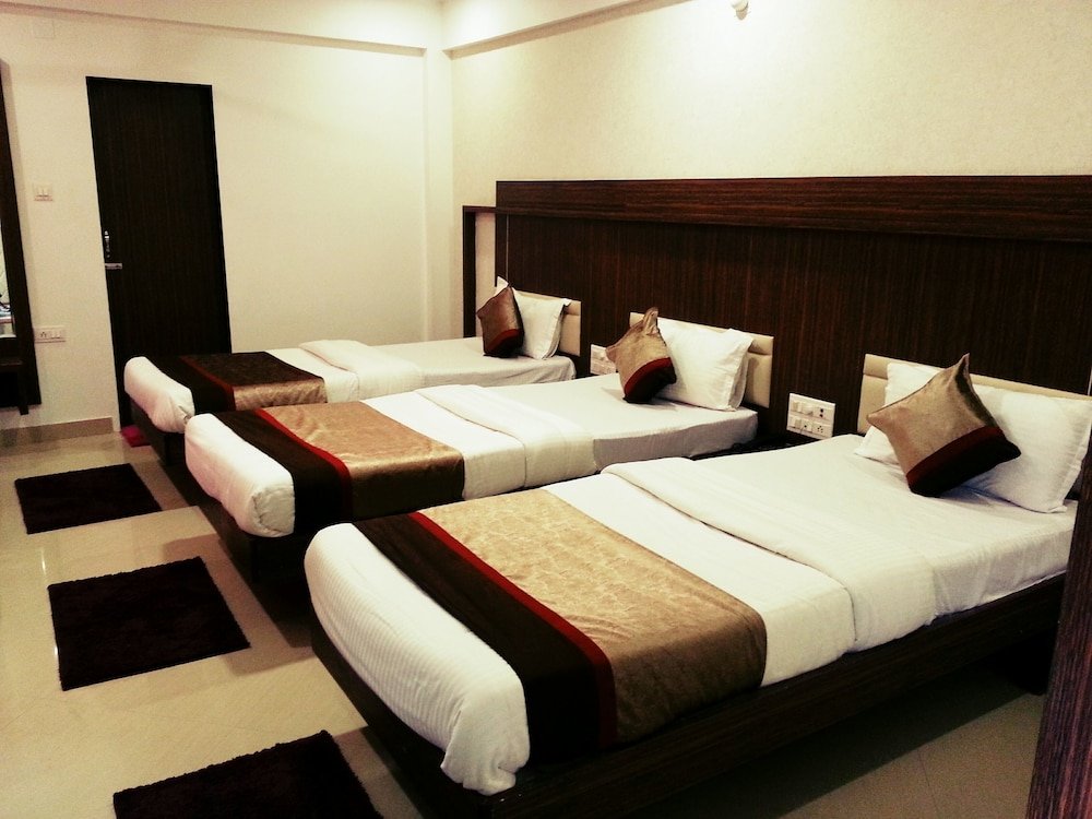 Фото Hotel Gomti