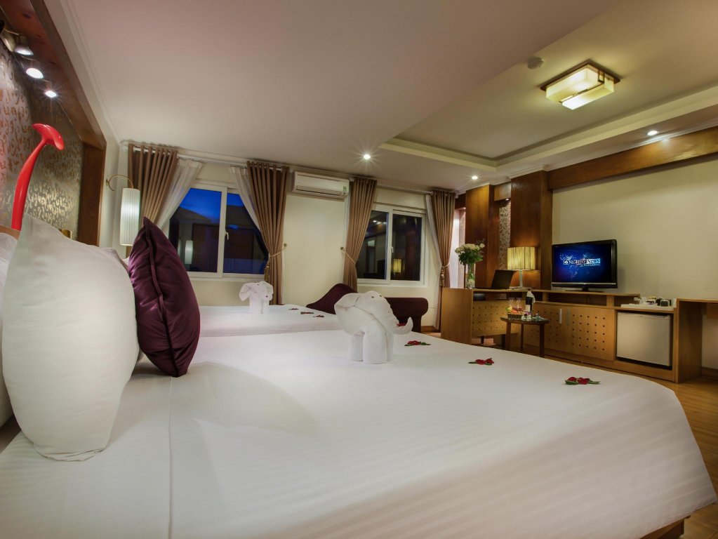 Фото Halley Hostel & SPA Hanoi