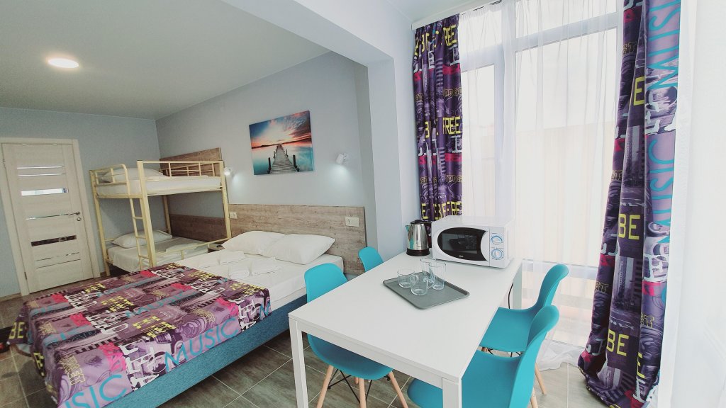 Фото Чер&ника