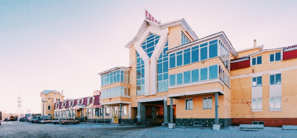 Фото отеля 1