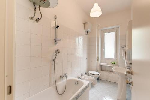 Фото Daisy Guest House Colosseo