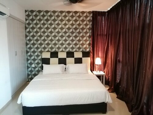 Гостиница Lawang Suite Corner Roomstay 2