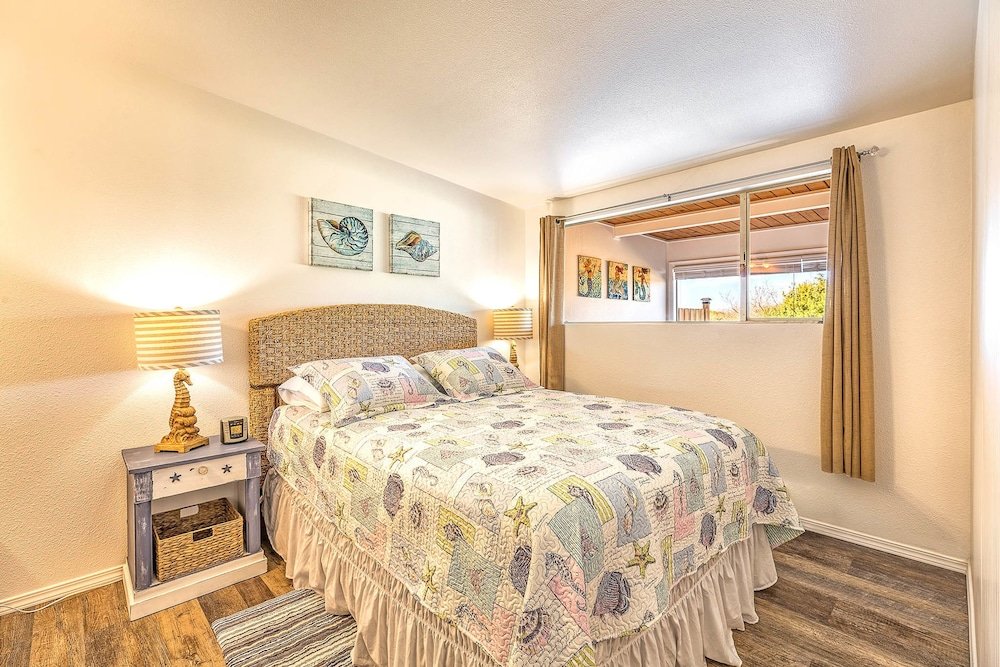 Фото Pacific Surf Condos