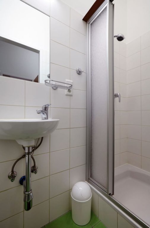 Фото Green and Quiet Apartment - 15 minutes to the center