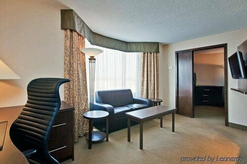 Гостиница Courtyard by Marriott Toronto Northeast/Markham в Маркеме