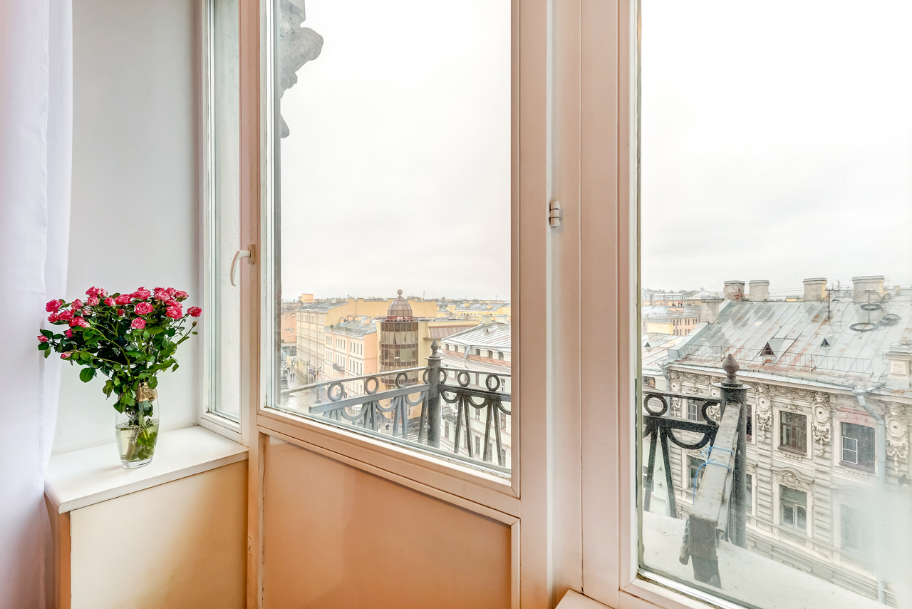 Фото Демократ на Невском 95