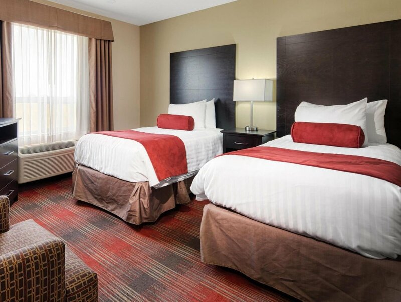 Гостиница Best Western Plus Red Deer Inn & Suites