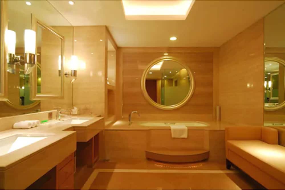 Фото Hangzhou Haiwaihai Holiday Hotel 